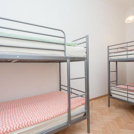 Royal City Hostel Krasków Dış mekan fotoğraf