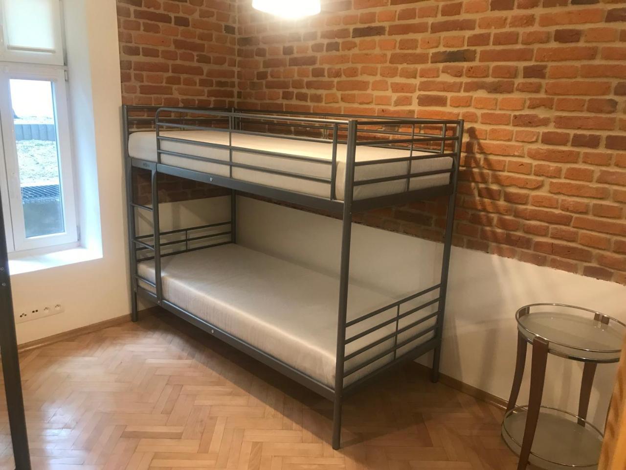 Royal City Hostel Krasków Dış mekan fotoğraf